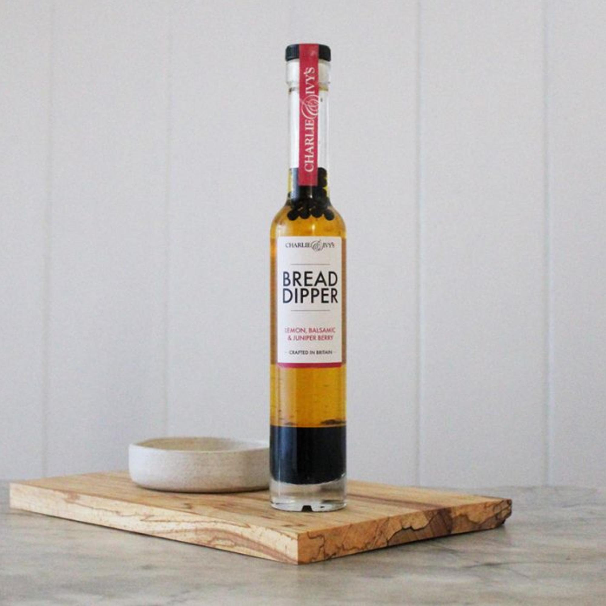Charlie & Ivy's Lemon, Balsamic & Juniper Berry Bread Dipper