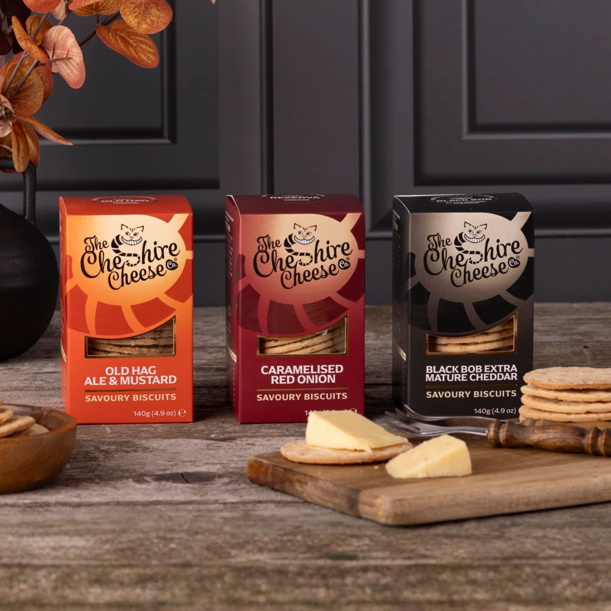 Cheshire Cheese Black Bob Extra Mature Cheddar Cheese Biscuits 160g