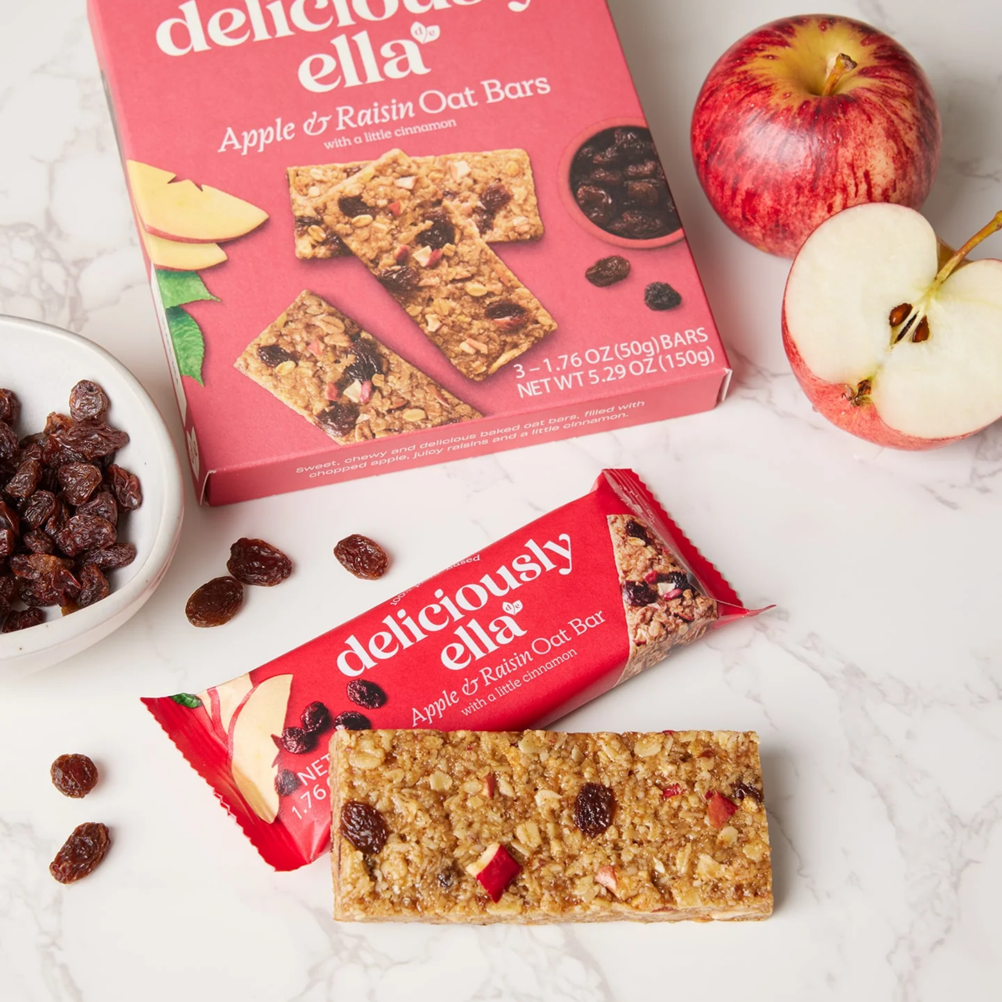 Deliciously Ella Apple and Raisin Oat Bars