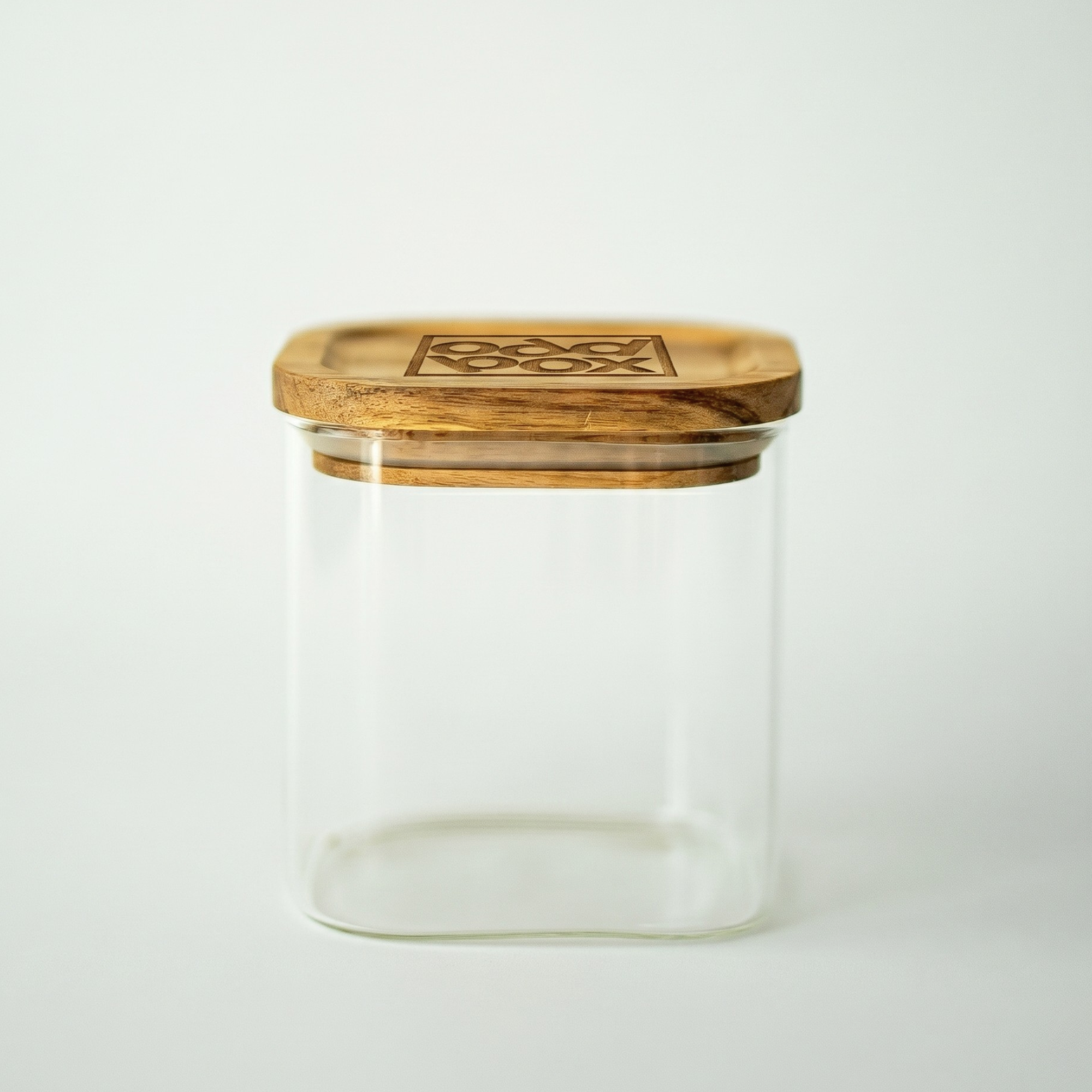Oddbox Square Glass Jar with Wooden Lid (680ml)