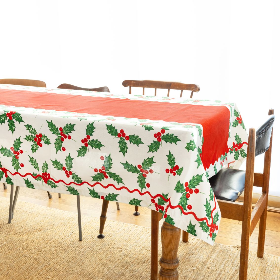Talking Tables Holly Fabric Table Cloth